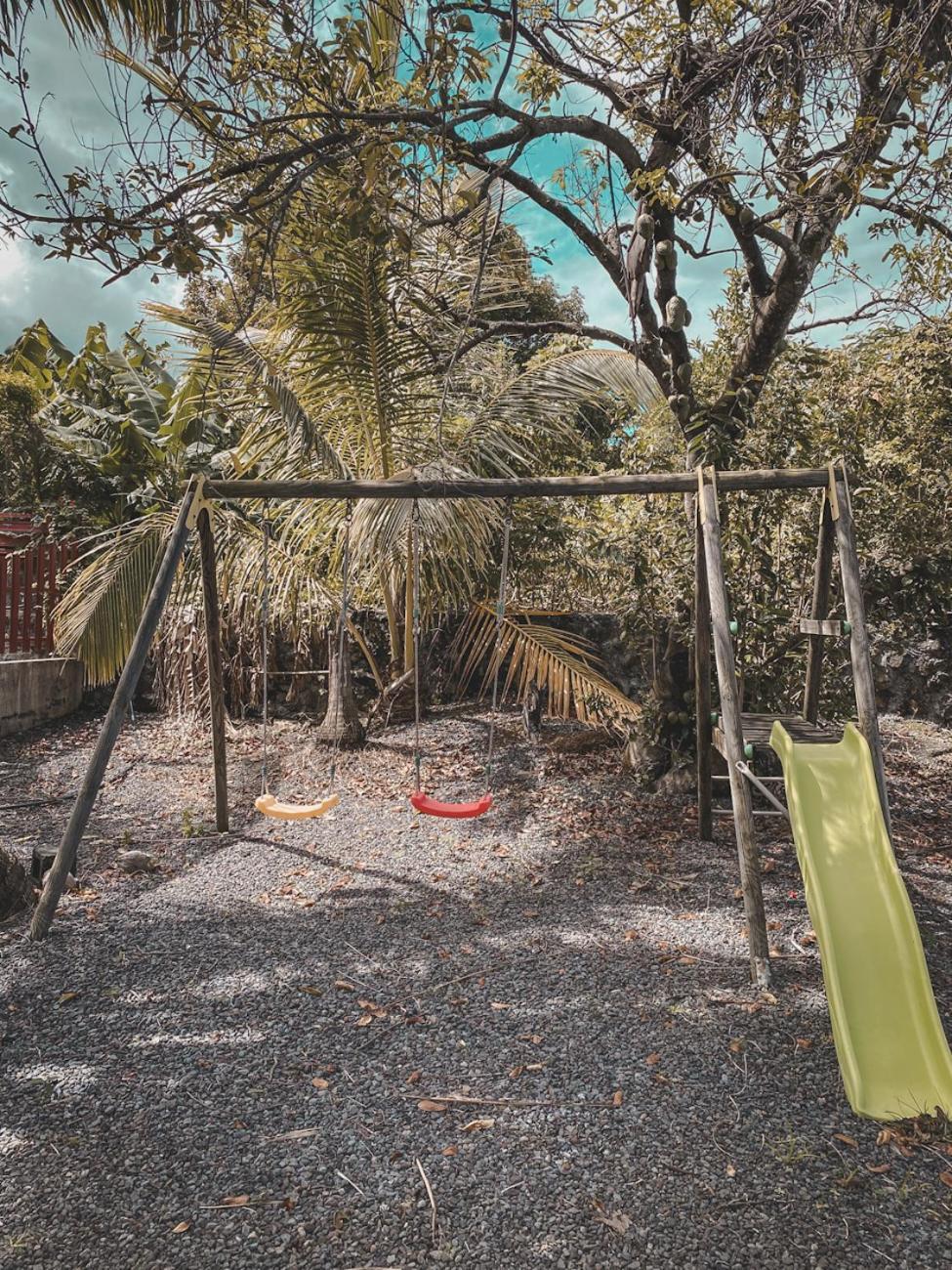 Gite Les Bananiers Saint-Joseph Bagian luar foto